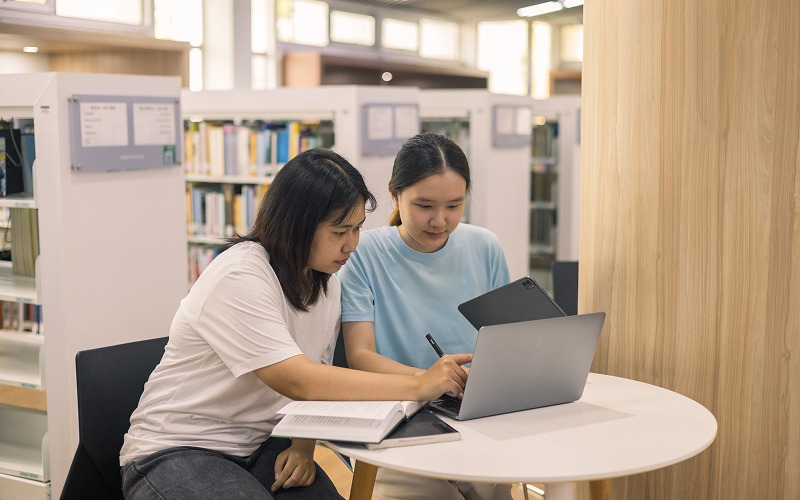 H1 vs H2 Economics and How the Two Subjects Differ at JC